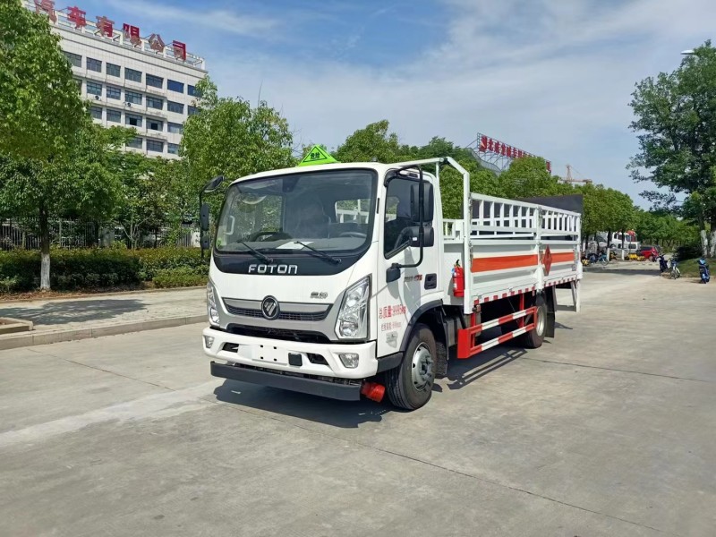 福田奥铃5.2米气瓶运输车